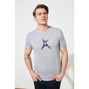 Trendyol Gray Men's T-Shirt vyobraziť