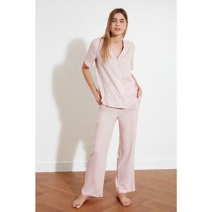 Trendyol Pink Striped Woven Pajama Set vyobraziť