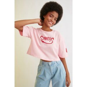 Trendyol Pink Printed Crop Knitted T-Shirt vyobraziť