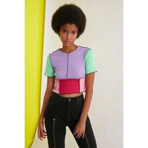 Trendyol Lilac Color Block Wick Crop Knitted Blouse vyobraziť
