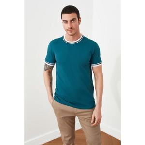 Trendyol Green Male Slim Fit Short Sleeve T-Shirt vyobraziť