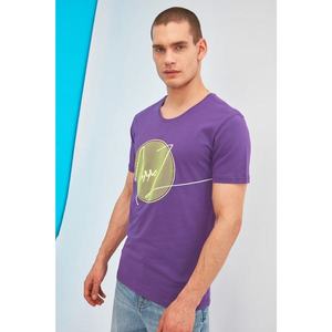 Trendyol Purple Male Slim Fit Printed T-Shirt vyobraziť