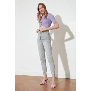 Trendyol High Waist Mom Jeans WITH Gray Wash Effect vyobraziť