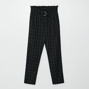 Cropp - Chino nohavice slim - Čierna vyobraziť