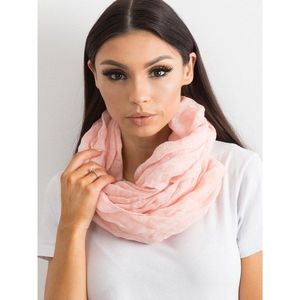 Light pink scarf with a delicate print vyobraziť