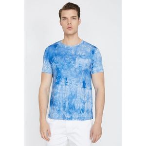 Koton Men's Blue Patterned T-Shirt vyobraziť