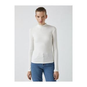 Koton Women's White Turtleneck Long Sleeve T-Shirt vyobraziť