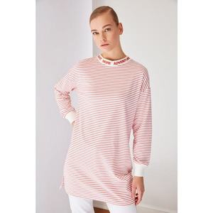 Trendyol Pomegranate Flower Collar Embroidered Striped Sweatshirt vyobraziť