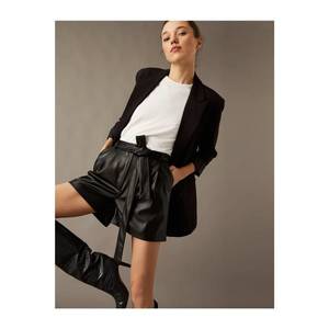 Koton Women's Black Tie Waist Leather Look Short With Pockets vyobraziť