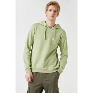 Koton Men's Green Hooded Sweatshirt vyobraziť