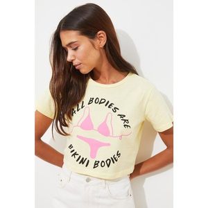 Trendyol Yellow Printed Crop Knitted T-Shirt vyobraziť
