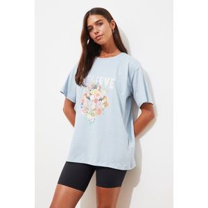 Trendyol Blue Printed Boyfriend T-Shirt vyobraziť