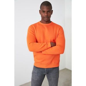 Trendyol Orange Men's Bike Collar Regular Fit Slogan Labeled Sweatshirt vyobraziť