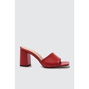 Trendyol Red Pointed Toe Women's Slippers vyobraziť