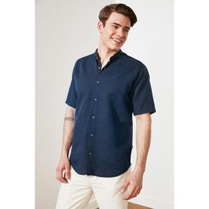 Trendyol Navy Blue Men's Relax Fit Judge Collar Short Sleeve Linen Shirt vyobraziť