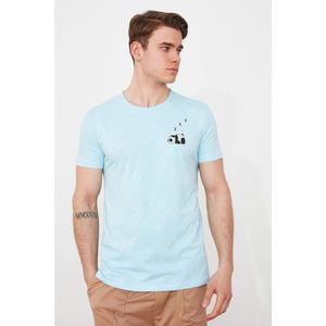 Trendyol Blue Men's Regular Fit Crew Neck Short Sleeve Printed T-Shirt vyobraziť