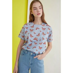 Trendyol Gray Semiphyte Knitted T-Shirt vyobraziť