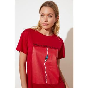 Trendyol Red Semifitted Knitted T-Shirt vyobraziť