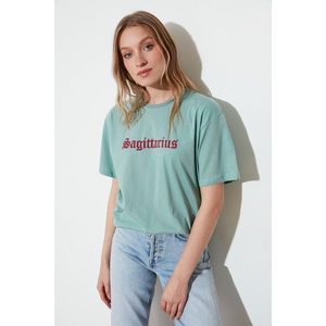 Trendyol Mint Sagittarius Printed Boyfriend Knitted T-Shirt vyobraziť