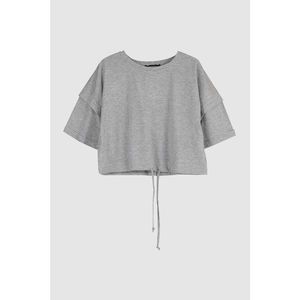 Trendyol Grey Bound Crop Knitted T-Shirt vyobraziť