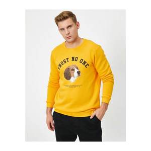 Koton Men's Yellow Bike Collar Long Sleeve Animal Pressed Sweatshirt vyobraziť