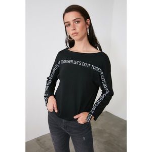 Trendyol Black Printed Knitted Sweatshirt vyobraziť