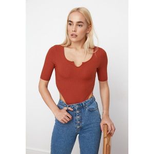 Trendyol Cinnamon Collar and Waist Detailed Snap Knitted Body vyobraziť