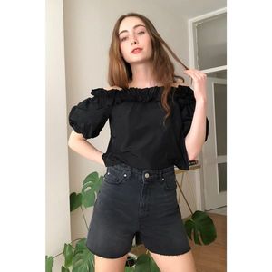 Trendyol Black Basic Denim Shorts & Bermuda vyobraziť