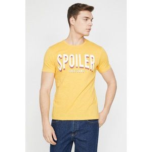 Koton Men's Yellow Crew Neck Short Sleeve T-Shirt vyobraziť