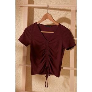 Trendyol Burgundy V Neck Shrinking Knitted Blouse vyobraziť