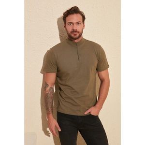 Trendyol Khaki Men's Collar ZipperSlim Fit T-Shirt vyobraziť