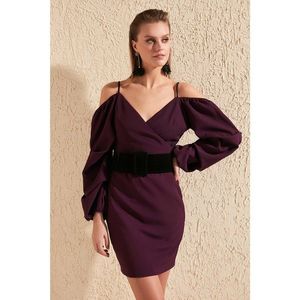 Trendyol Purple Velvet Belt Dress vyobraziť