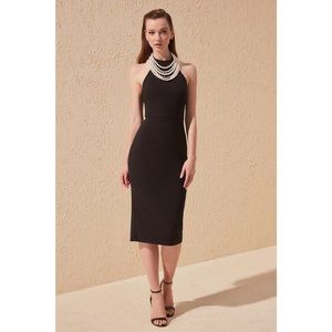 Trendyol Black Pearl Accessory Detailed Dress vyobraziť