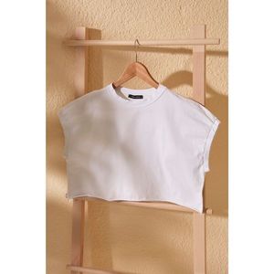 Trendyol White Crop Knitted T-Shirt vyobraziť