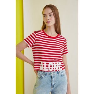 Trendyol Red Crop Striped and Printed Knitted T-Shirt vyobraziť