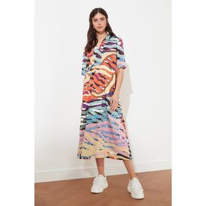 Trendyol Multicolored Collar Detailed Patterned Dress vyobraziť