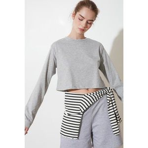 Trendyol Gray Crop Knitted T-Shirt vyobraziť