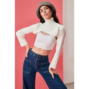 Trendyol Ekru Crop Knitwear Sweater vyobraziť