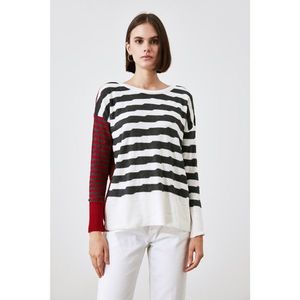 Trendyol Ekru Striped Knitwear Sweater vyobraziť