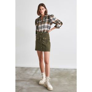 Trendyol Haki Button Skirt vyobraziť