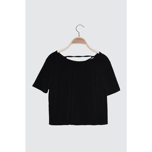 Trendyol Knitted Blouse With Black Back Binding Detail vyobraziť