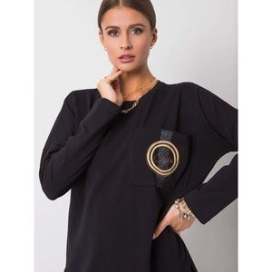 Black cotton blouse vyobraziť