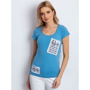 Blue t-shirt with text patches vyobraziť