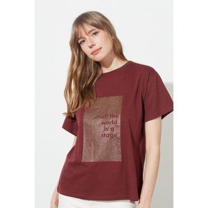 Trendyol Brown Sim Printed Boyfriend Knitted T-Shirt vyobraziť