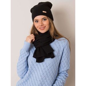 RUE PARIS Black set of hat and scarf vyobraziť