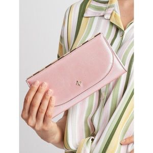 An elegant light pink wallet vyobraziť