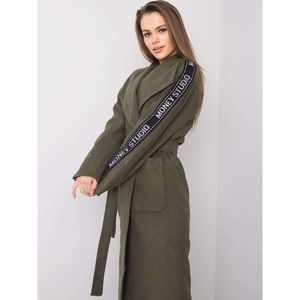 Women´s khaki coat with a belt vyobraziť