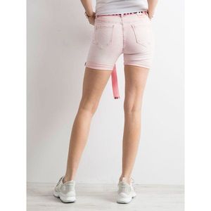 Pink denim bermuda shorts with a stripe with inscriptions vyobraziť