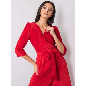 Red velor dress with a belt vyobraziť