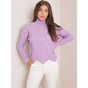 Purple turtleneck sweater vyobraziť
